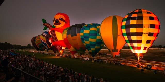 The Art of Flight Balloon Glow Tile Image