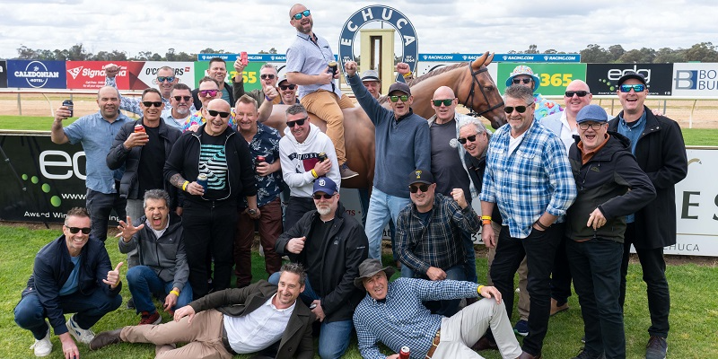 Trackside Social Enclosure